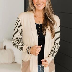 The pulse boutique open front cardigan cream black stripes colorblock size xs